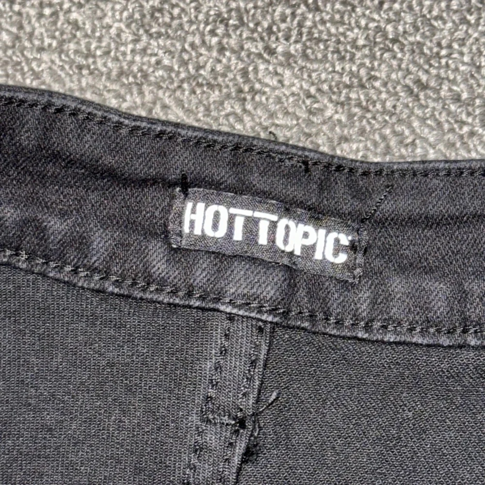Hot Topic Mushroom Embroidered Black Denim Shorts High Waisted Cuffed Size 3